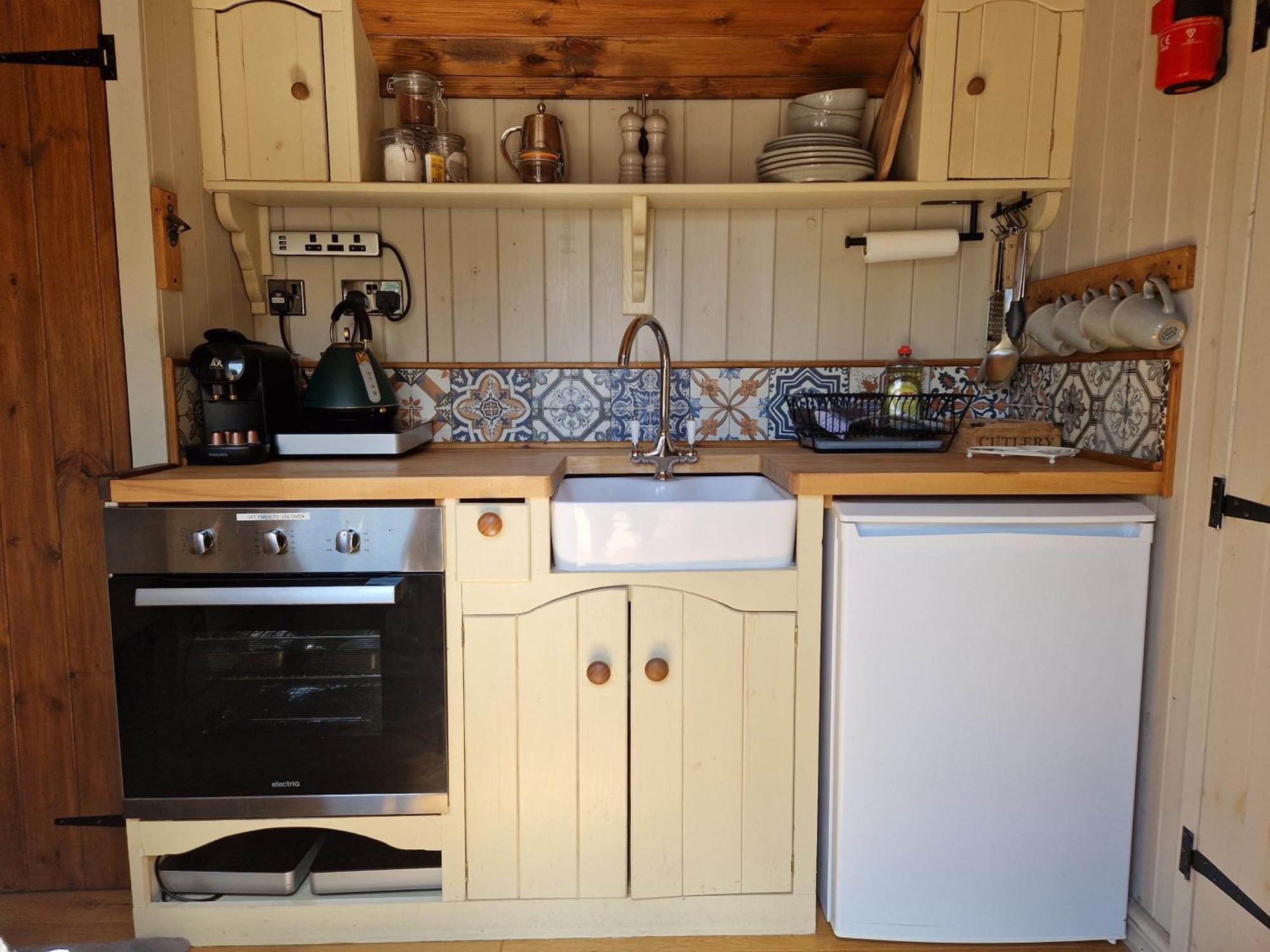 Apartment Elmdale Hut - Shepherds Hut Yatton